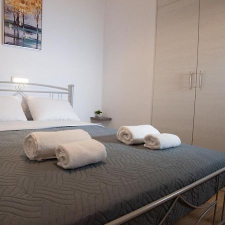 Salty Alley Seaside Apartment Rethymno Exterior foto